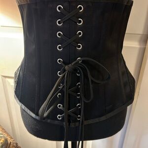 NWOT Under Bust Black Satin Sheen XL With G-String